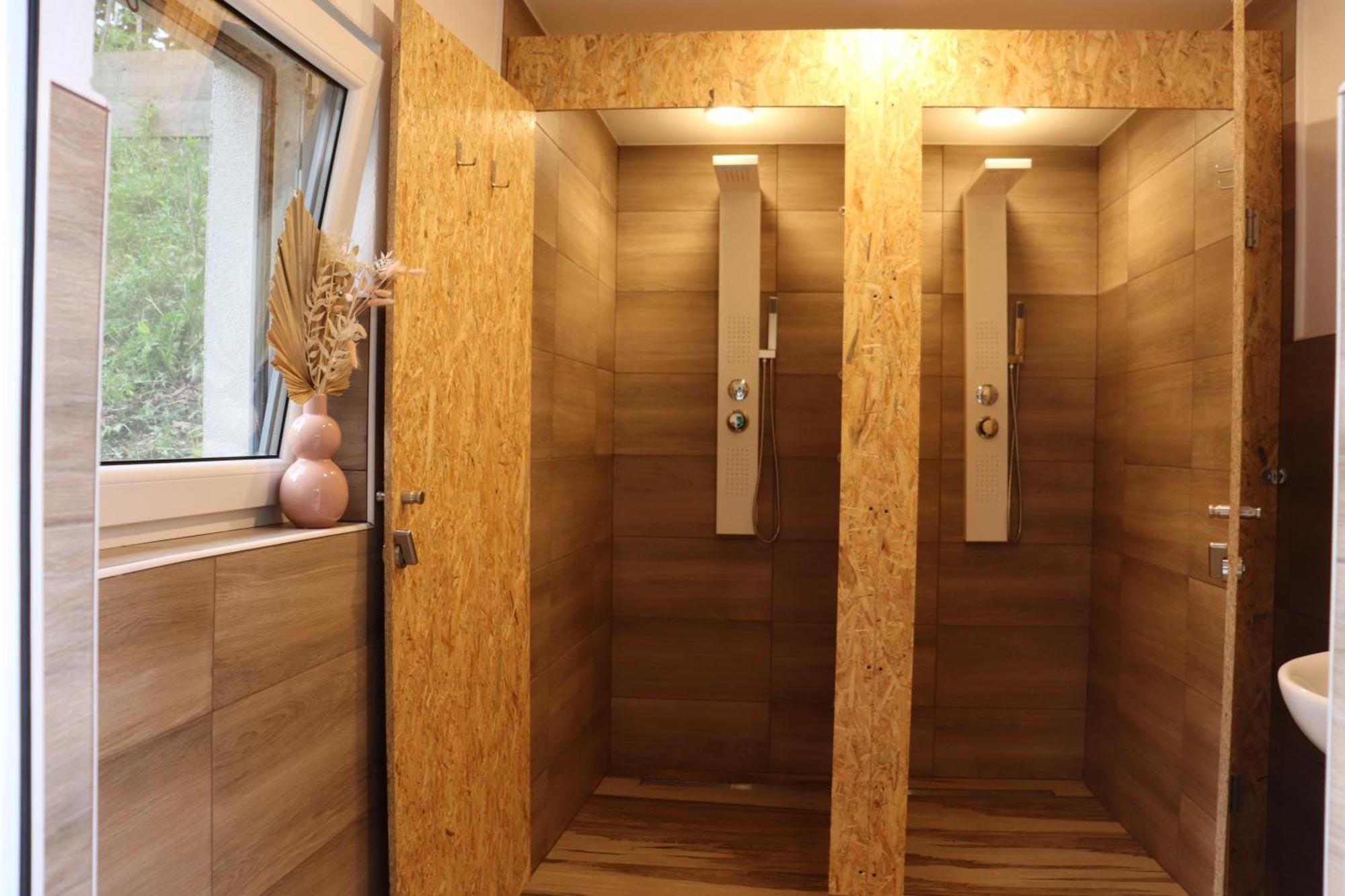 T'glamp Bee House Luksuzni šator *