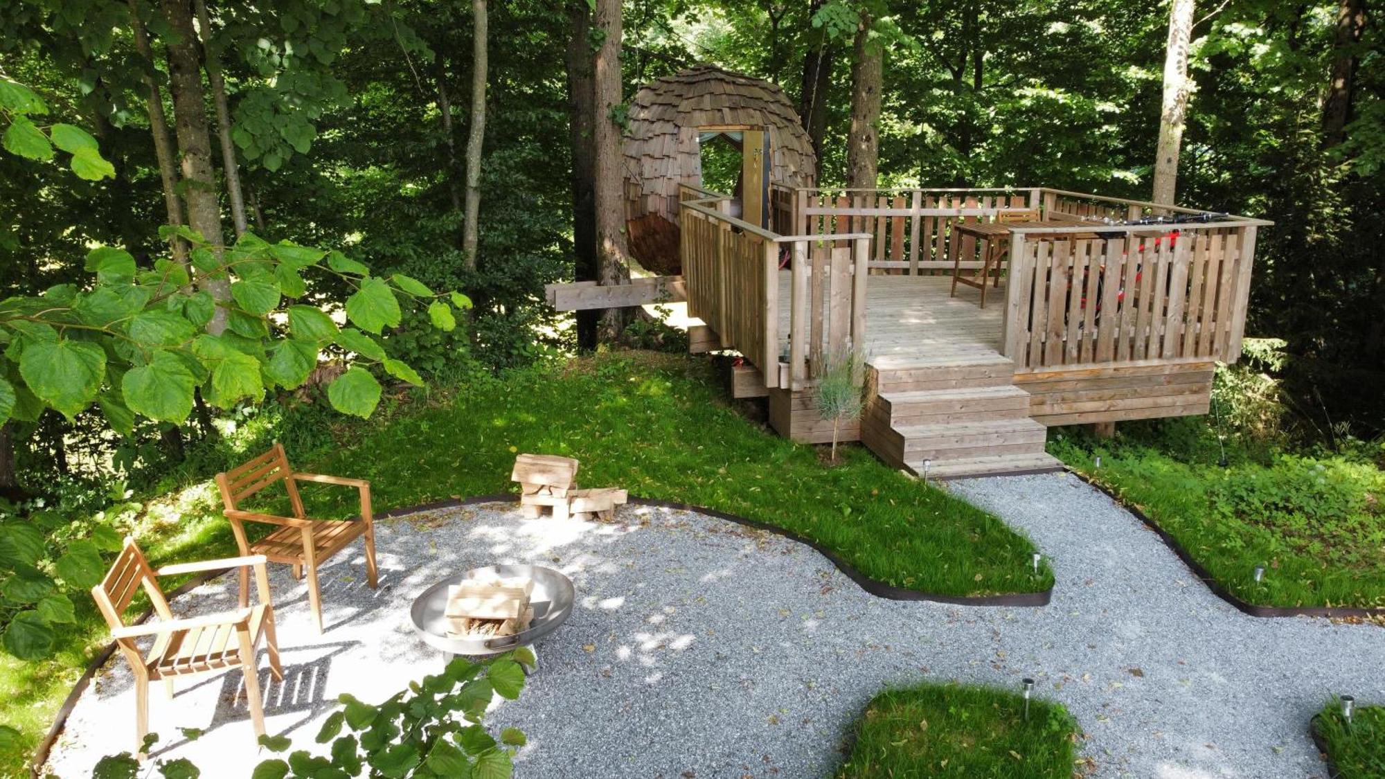 T'glamp Bee House Rovte